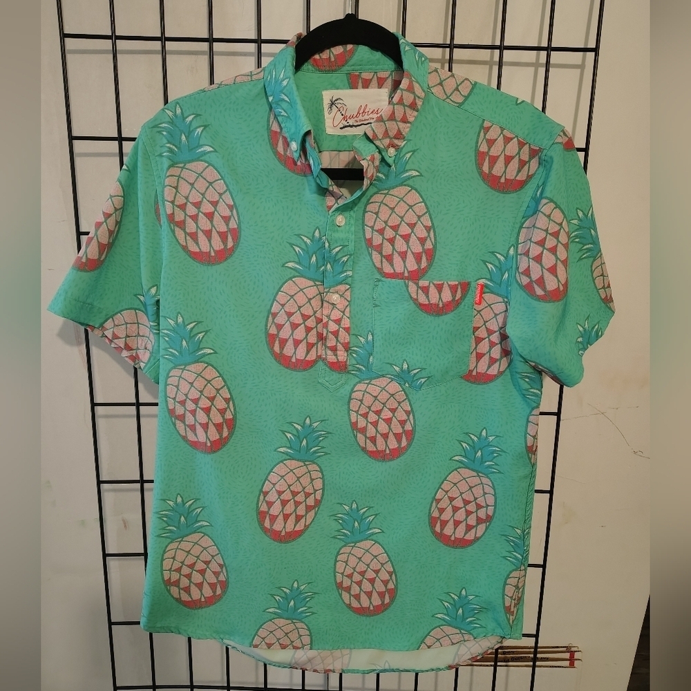 Chubbies Performance Hawaiian Pineapple Teal Shirt - Pullover